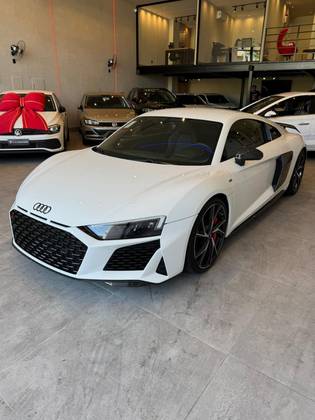 AUDI R8 5.2 V10 FSI GASOLINA COUPÉ QUATTRO S TRONIC AUDI R8 5.2 V10 FSI GASOLINA COUPÉ QUATTRO S TRONIC